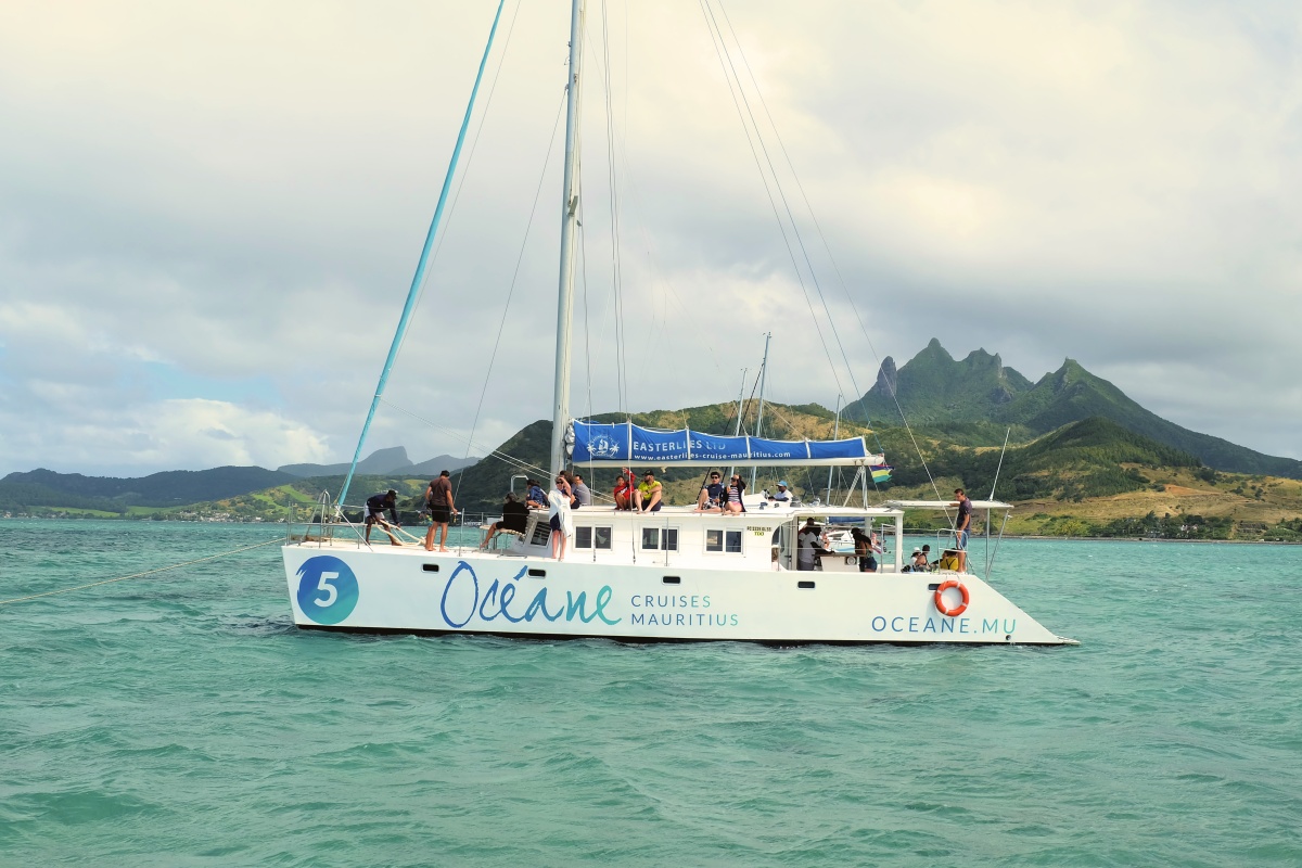 Catamaran Cruise to Ile aux Cerfs