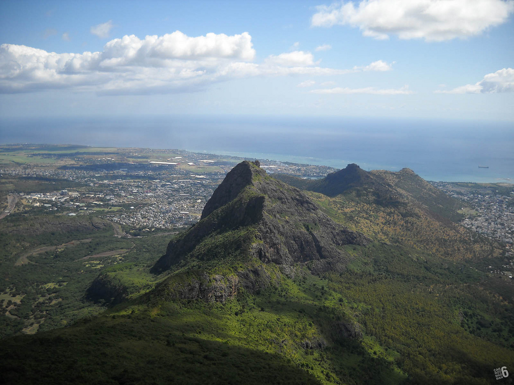 Port Louis Moka Range